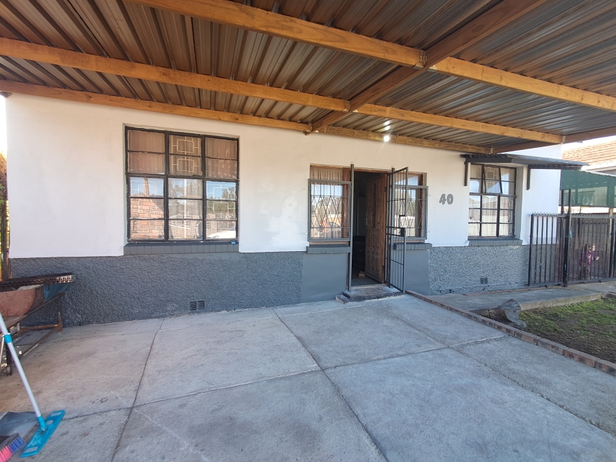 3 Bedroom Property for Sale in Uitenhage Central Eastern Cape